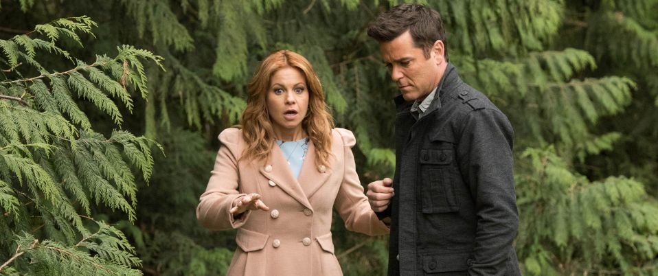 Aurora Teagarden: À vendre: Trois chambres, un cadavre